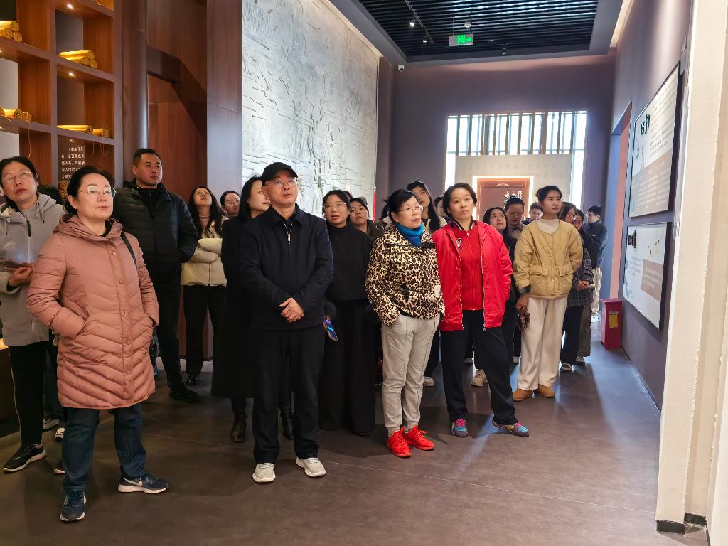 0ee4e63e8242c6d3d2429a442a76cb73.jpg 0ee4e63e8242c6d3d2429a442a76cb73.jpg